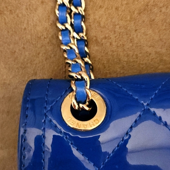Chanel Patent Blue Medium Crossbody/ Shoulder Handbag 💙⚡️ - Picture 3 of 13